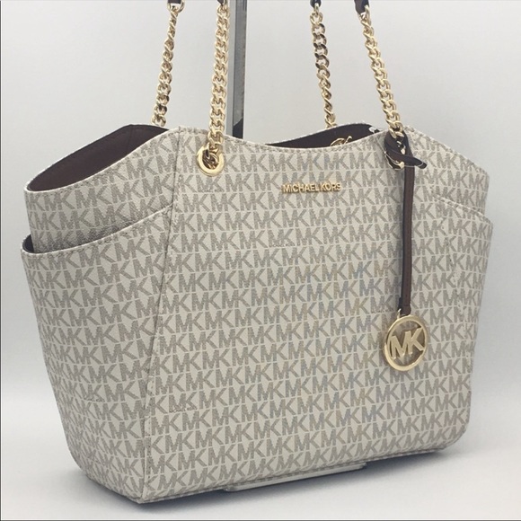MICHAEL KORS LG CHAIN SHOULDER TOTE VANILLA - Picture 1 of 16